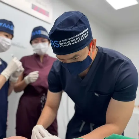 Dr. Romero in hands-on injectable training